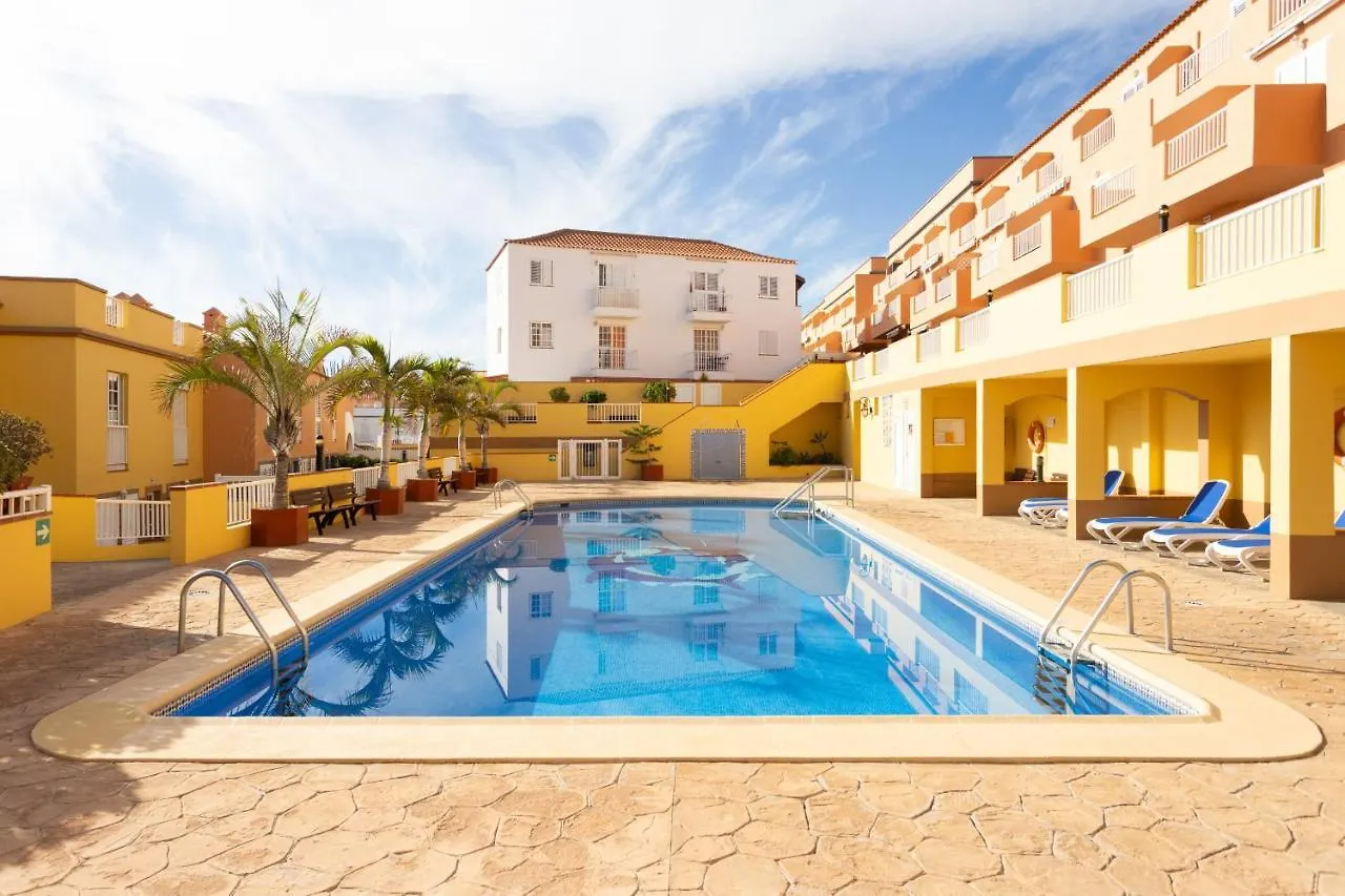 Caletillas Waves & Pool Candelaria 0*,  İspanya